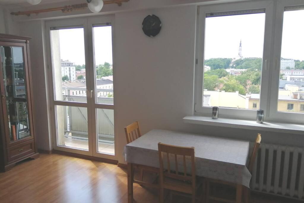 Apartament Z Przepieknym Widokiem W Samym Centrum تشينستوخوفا المظهر الخارجي الصورة